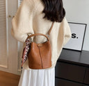 Fashion Bucket Bag حقيبة نسائية Bucket Bag أنيقة بتصميم Woven Effect مع Shoulder & Crossbody Strap