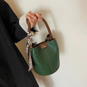 Fashion Bucket Bag حقيبة نسائية Bucket Bag أنيقة بتصميم Woven Effect مع Shoulder & Crossbody Strap